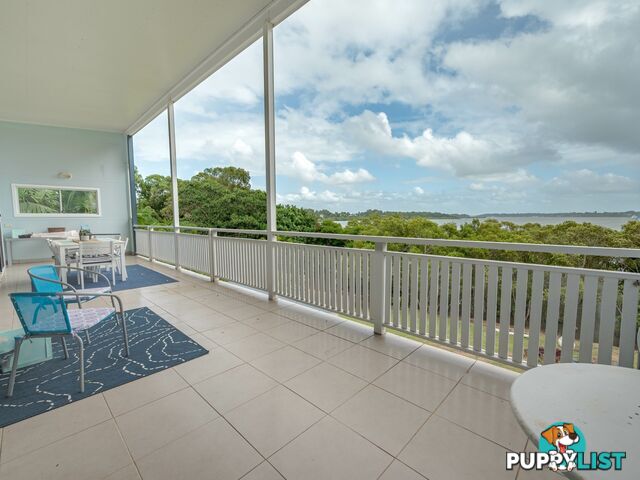 4 Hogan Court RUSSELL ISLAND QLD 4184