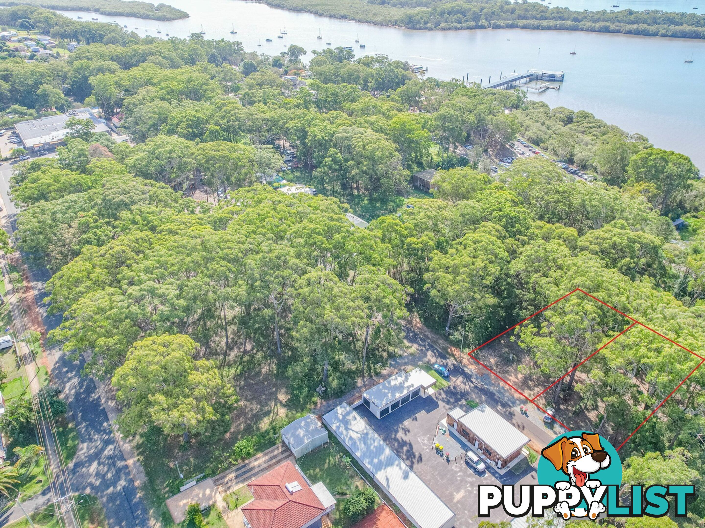 13-15 Fernbrook Ave RUSSELL ISLAND QLD 4184