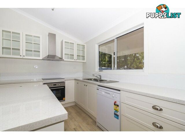 32 Cavendish Street RUSSELL ISLAND QLD 4184