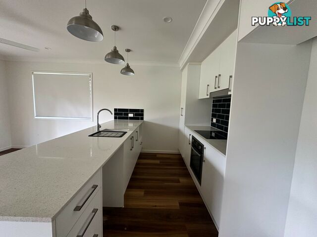 3 Billambang Street RUSSELL ISLAND QLD 4184