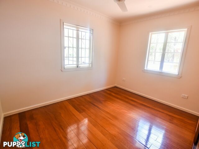 1 Forest Hill Road RUSSELL ISLAND QLD 4184