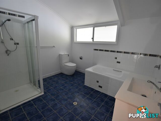 10 Ilumba Street RUSSELL ISLAND QLD 4184