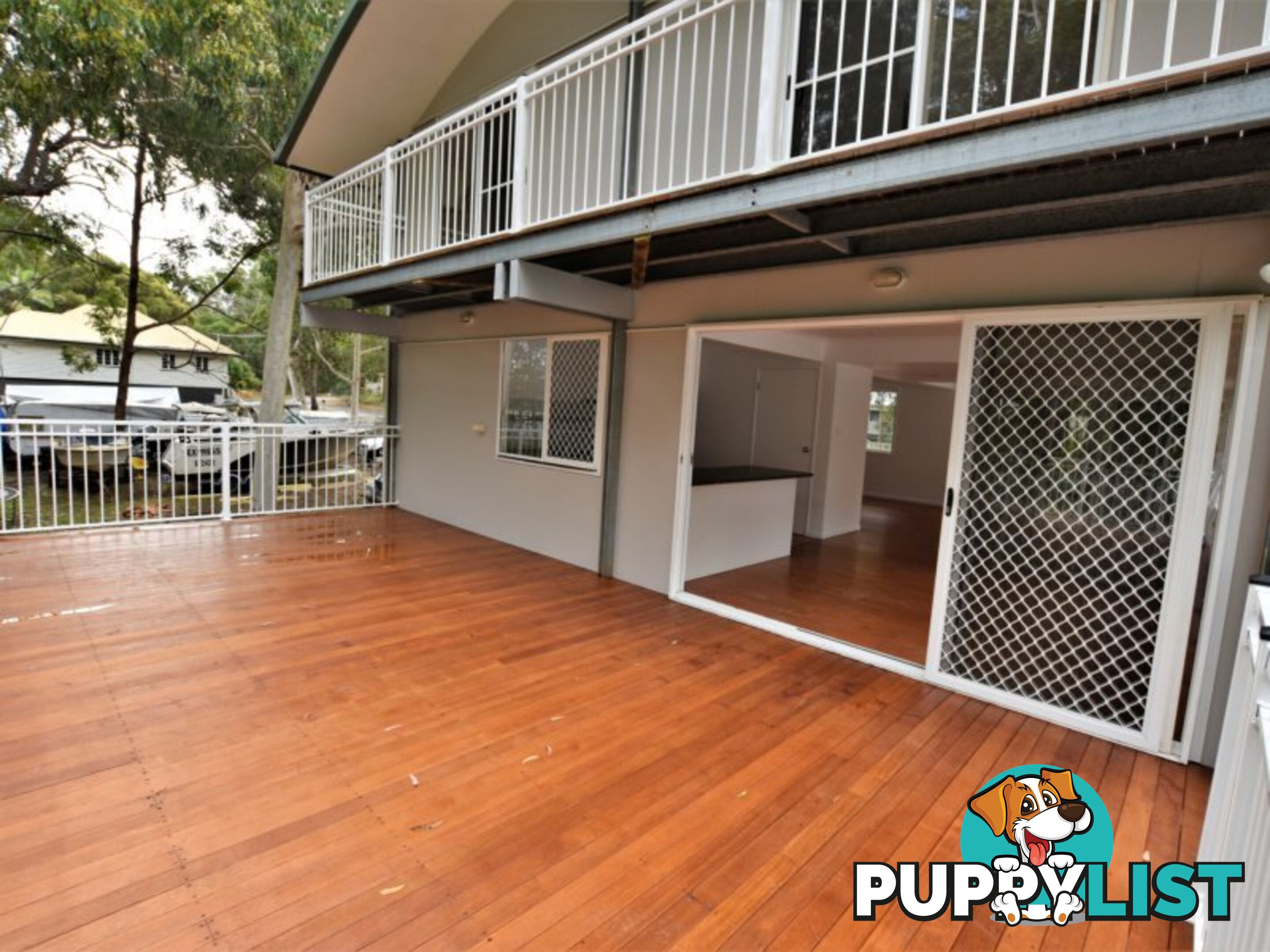 10 Ilumba Street RUSSELL ISLAND QLD 4184
