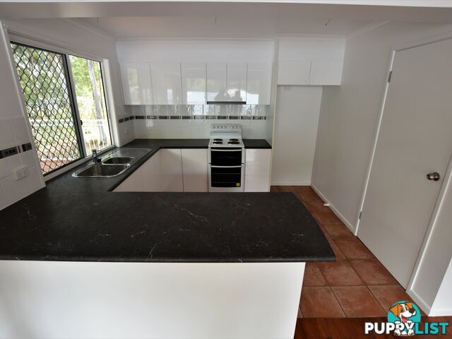10 Ilumba Street RUSSELL ISLAND QLD 4184