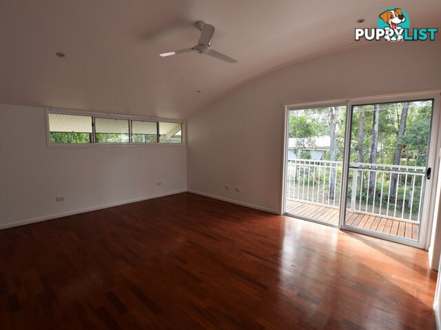 10 Ilumba Street RUSSELL ISLAND QLD 4184