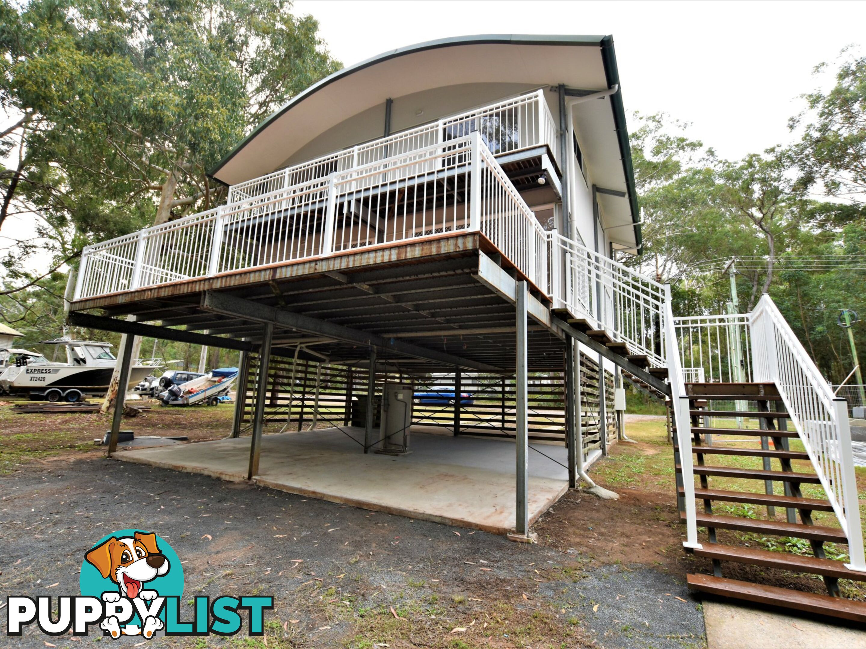 10 Ilumba Street RUSSELL ISLAND QLD 4184