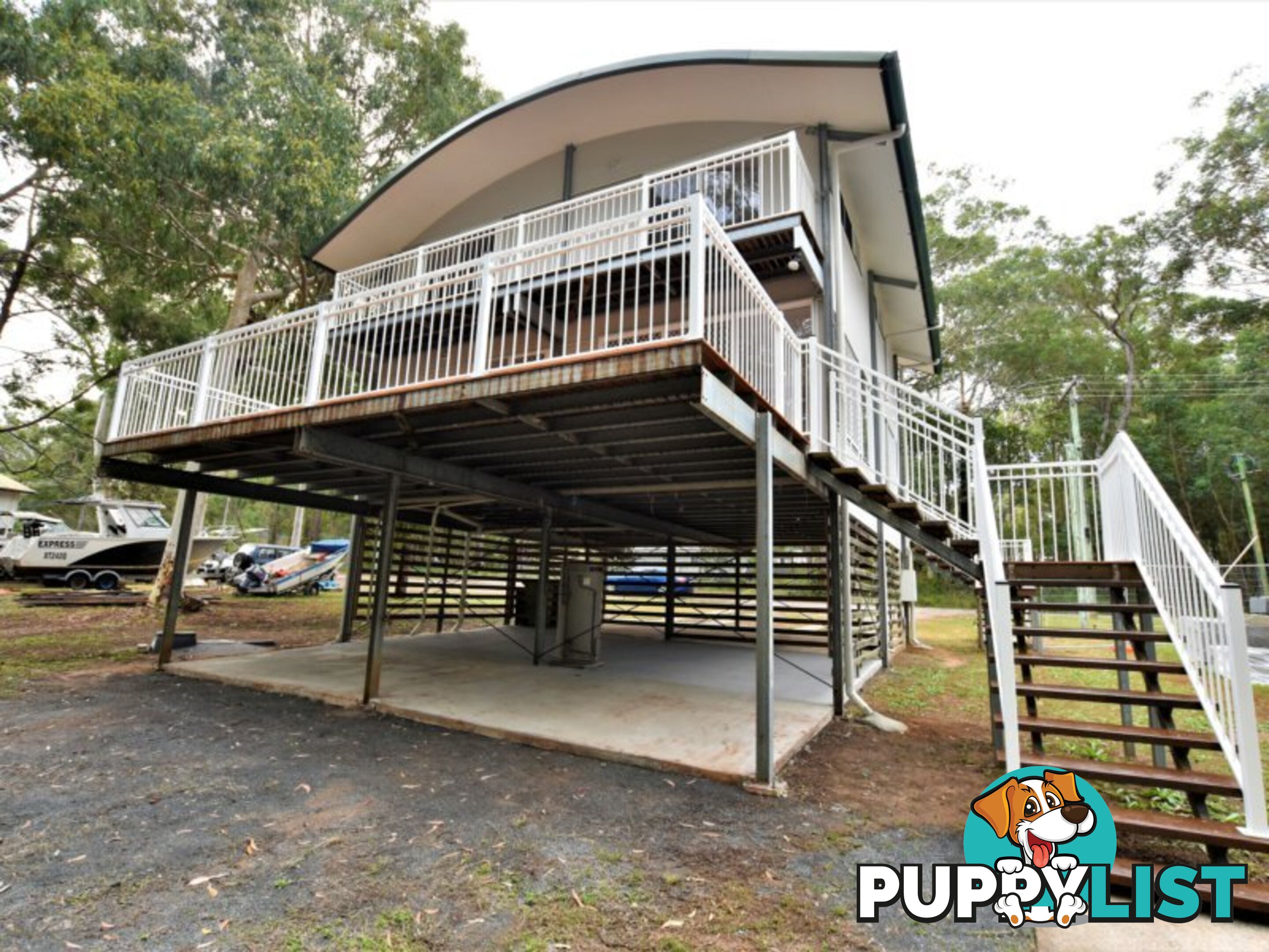 10 Ilumba Street RUSSELL ISLAND QLD 4184