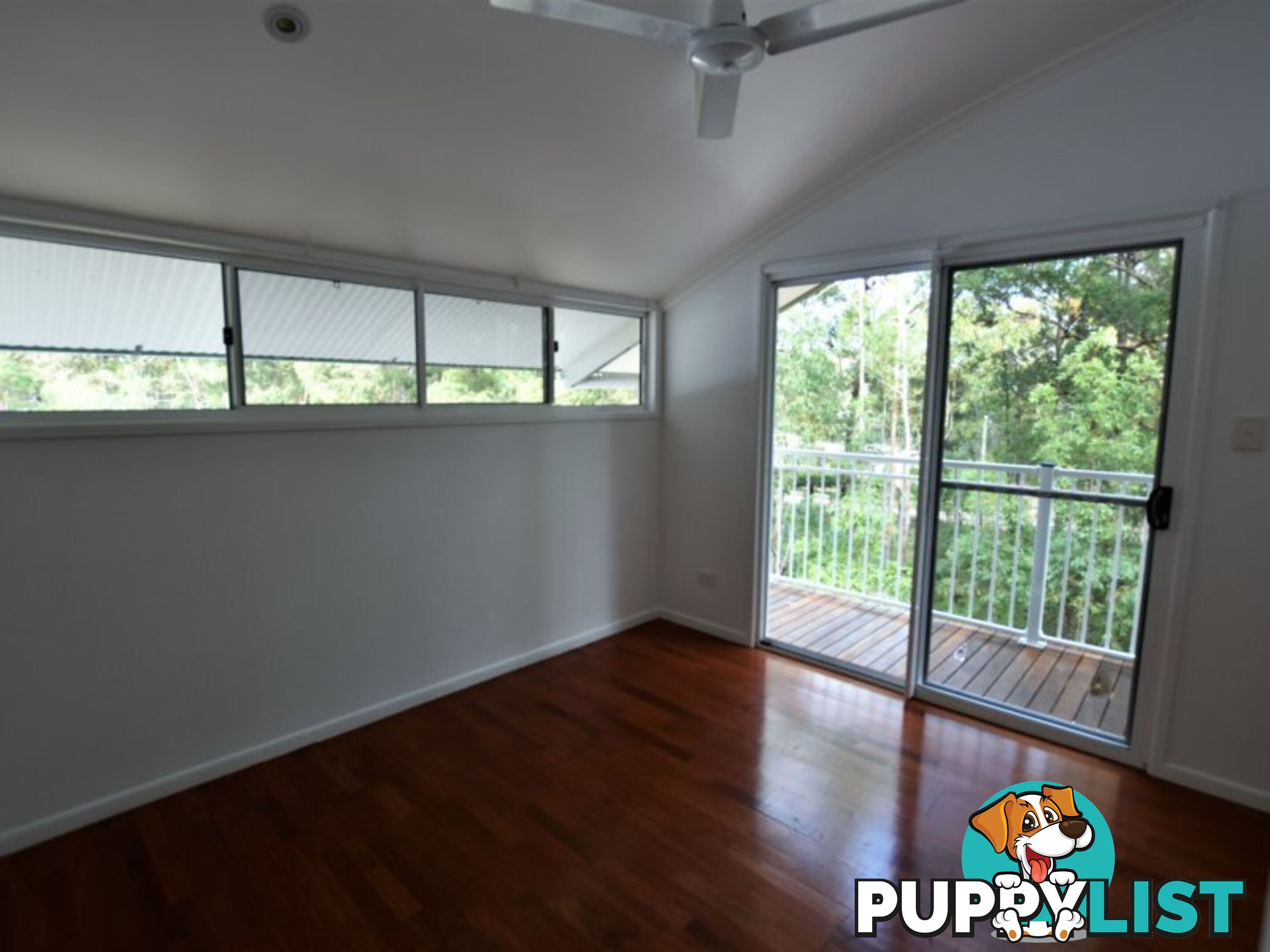 10 Ilumba Street RUSSELL ISLAND QLD 4184