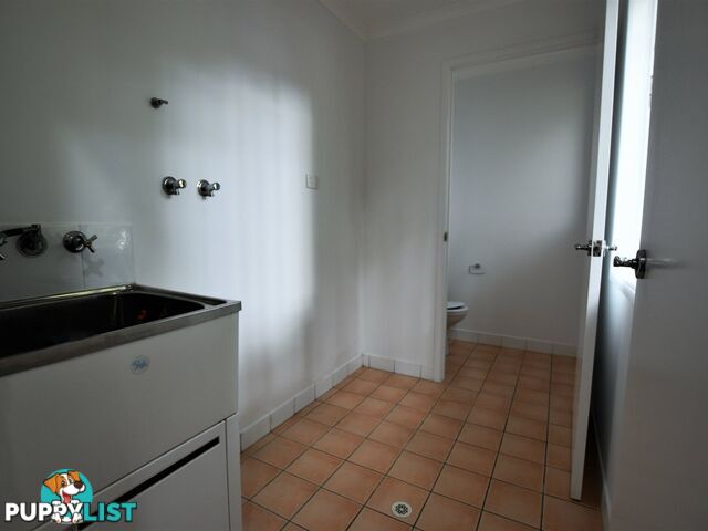 10 Ilumba Street RUSSELL ISLAND QLD 4184