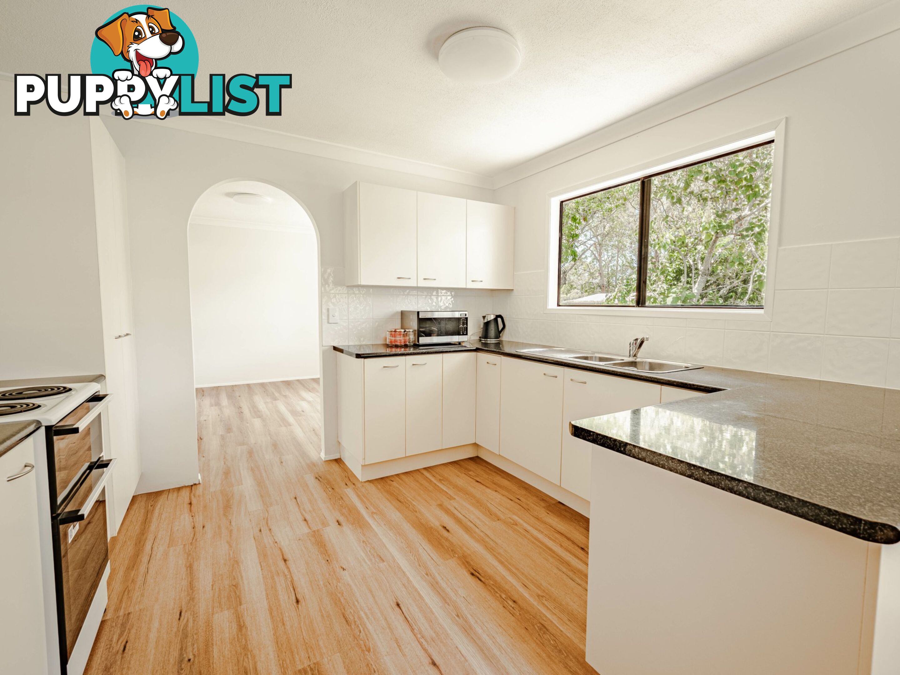 6 ELLIS STREET RUSSELL ISLAND QLD 4184
