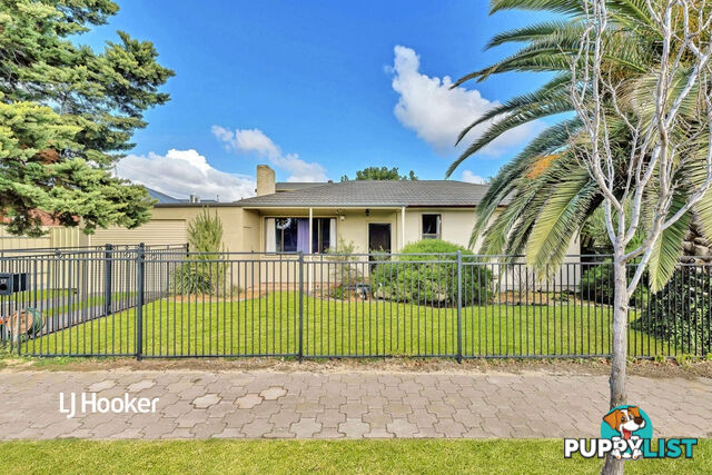 17 Leeds Avenue NORTHFIELD SA 5085