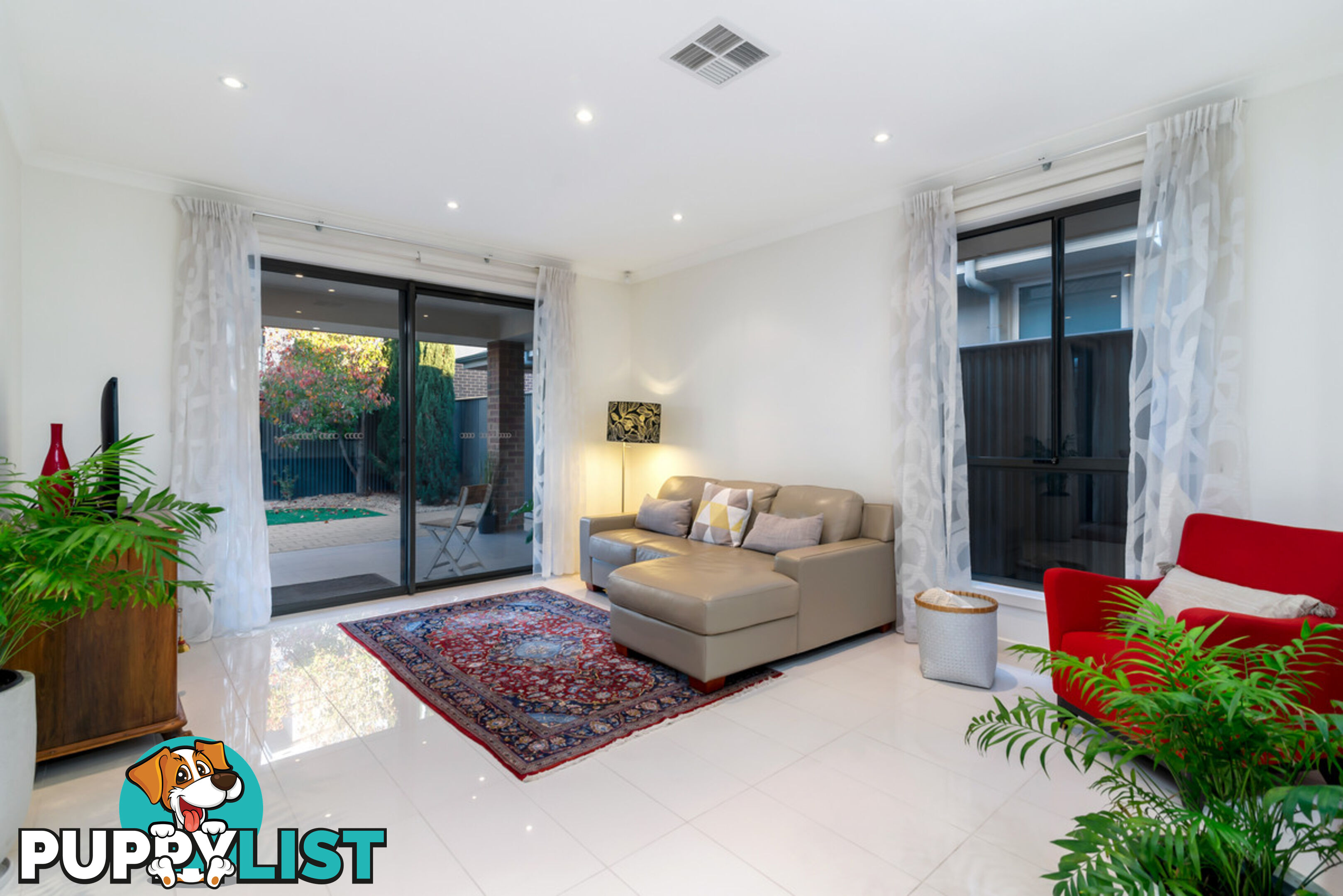 18 Crompton Drive ST CLAIR SA 5011