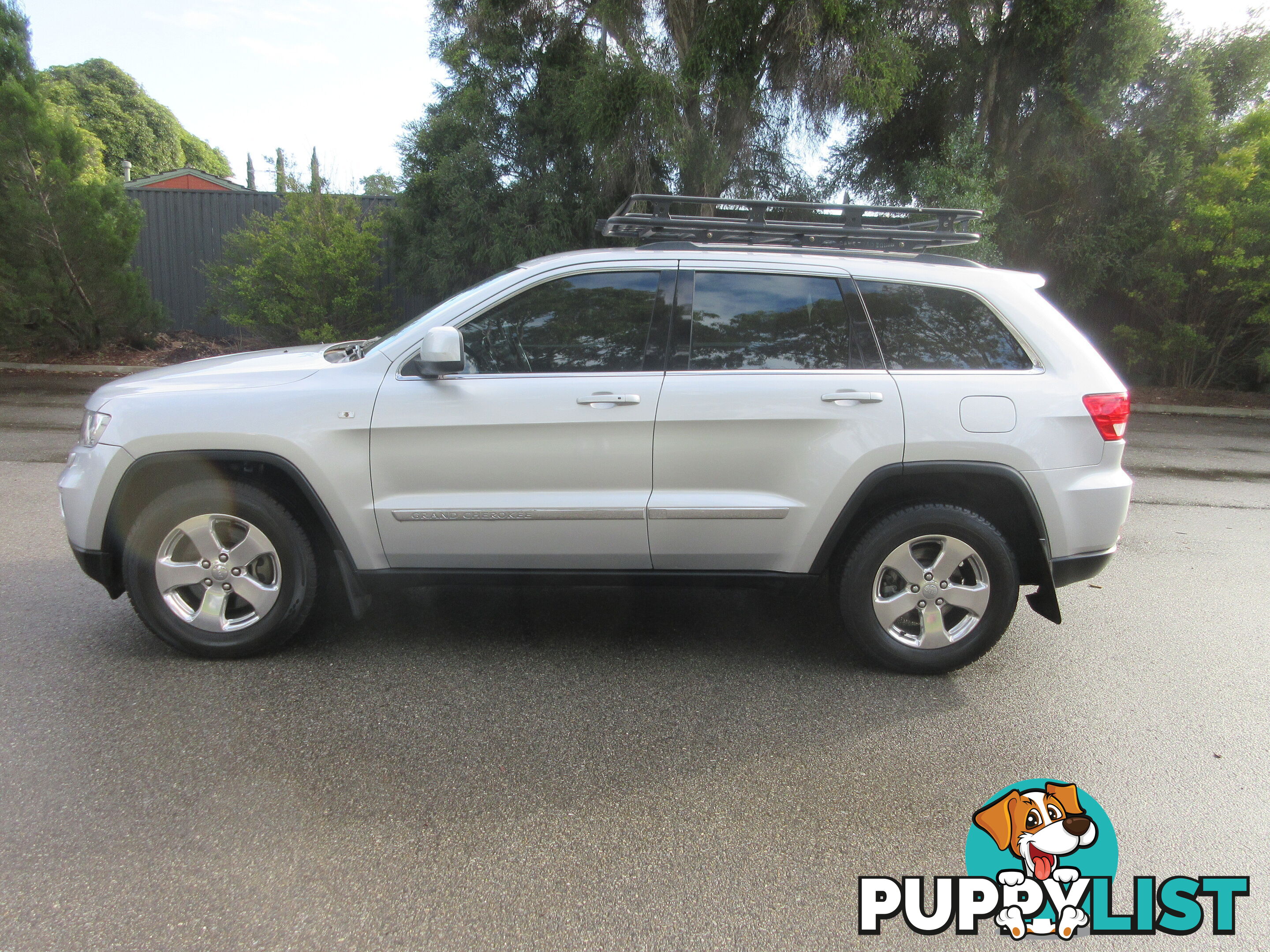 2012 JEEP GRAND CHEROKEE LAREDO (4x4) WK MY12 4D WAGON