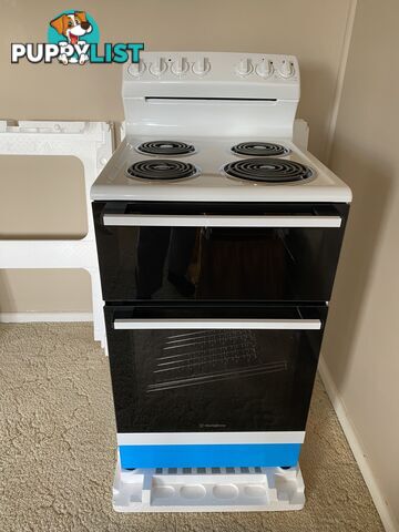 Westinghouse 54cm White Upright Electric Stove – Brand New: WLE522WC