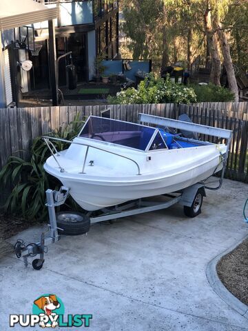 Boat Hobson built Cuddy Cubin 4.5M Runabout