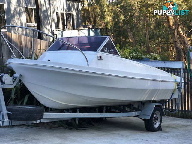 Boat Hobson built Cuddy Cubin 4.5M Runabout