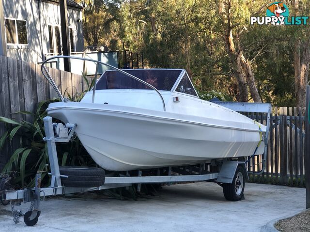 Boat Hobson built Cuddy Cubin 4.5M Runabout