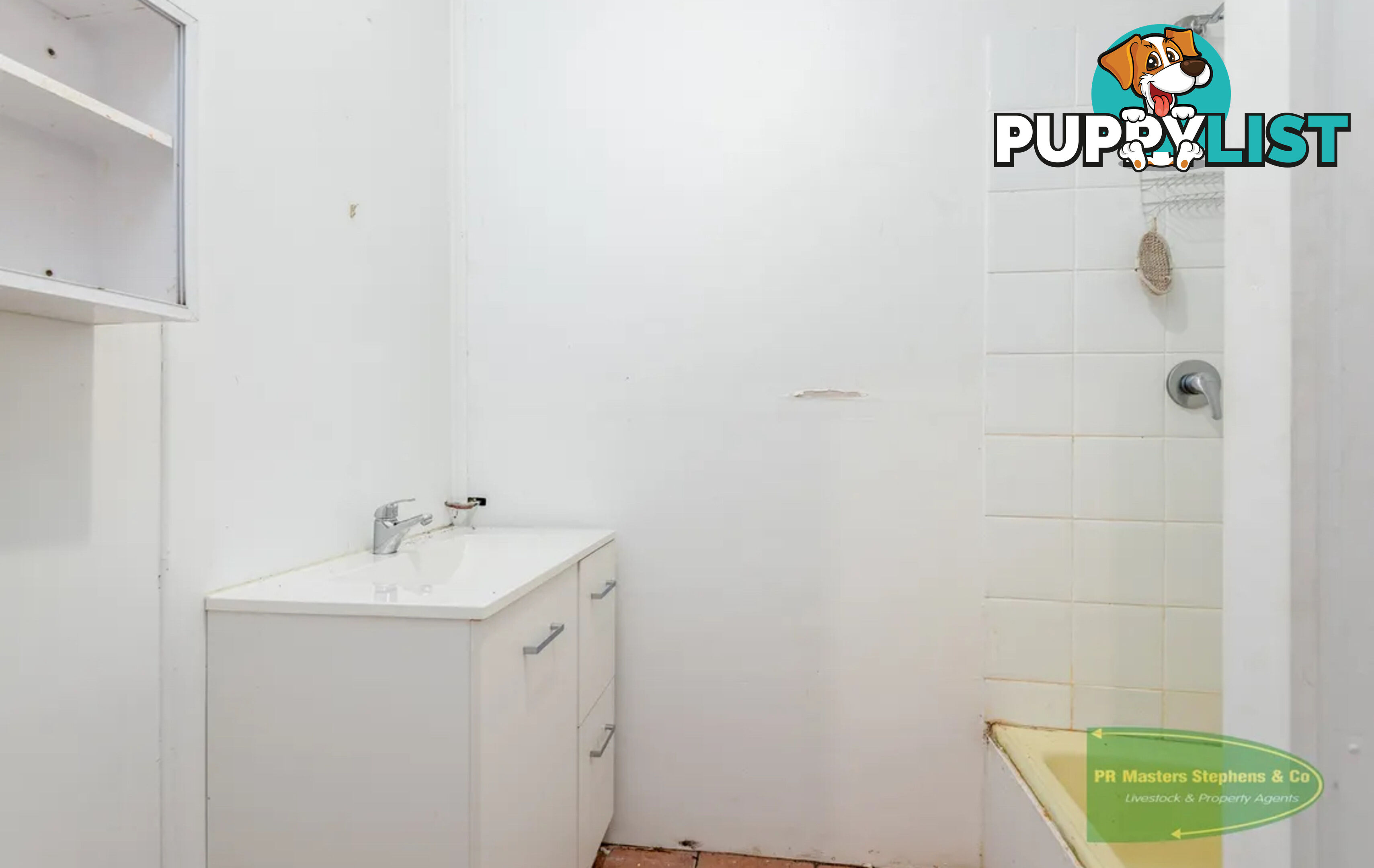 FOR SALE - 2 Main St Lyndhurst NSW 2797 - $295K - ONO