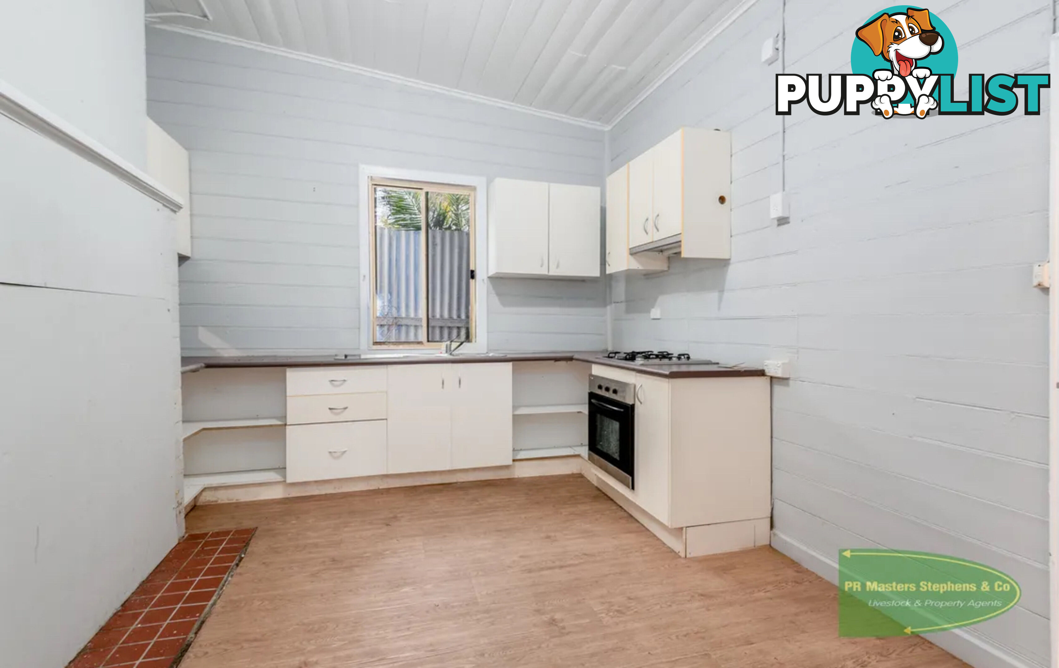 FOR SALE - 2 Main St Lyndhurst NSW 2797 - $295K - ONO