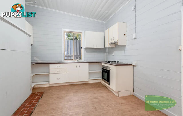 FOR SALE - 2 Main St Lyndhurst NSW 2797 - $295K - ONO