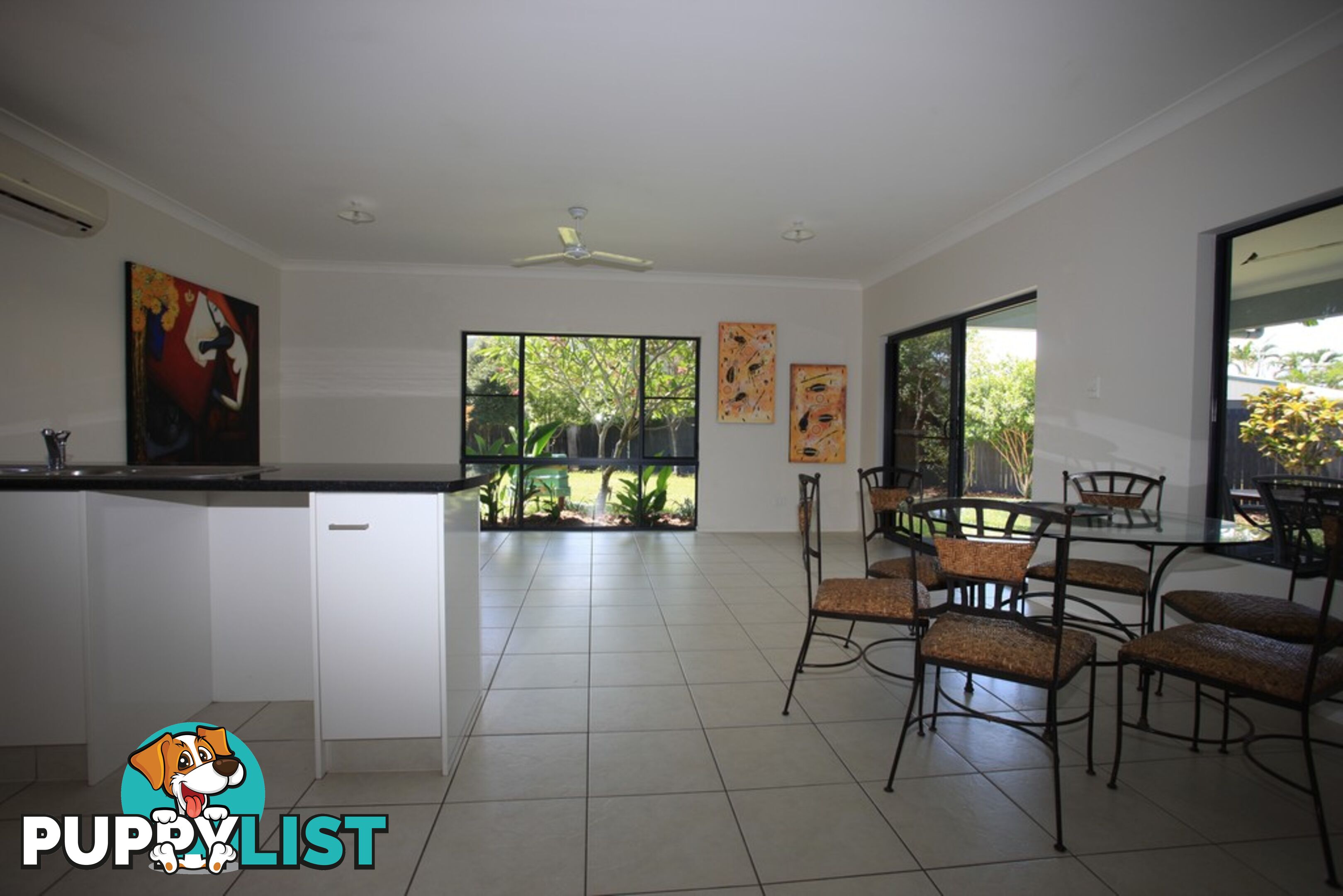 5 Sylvia Close WONGA BEACH QLD 4873