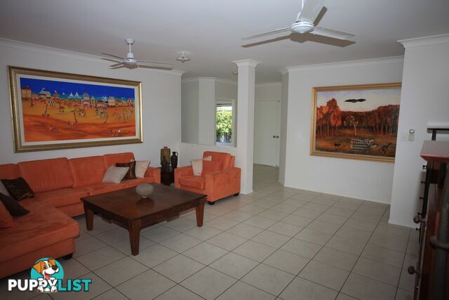 5 Sylvia Close WONGA BEACH QLD 4873