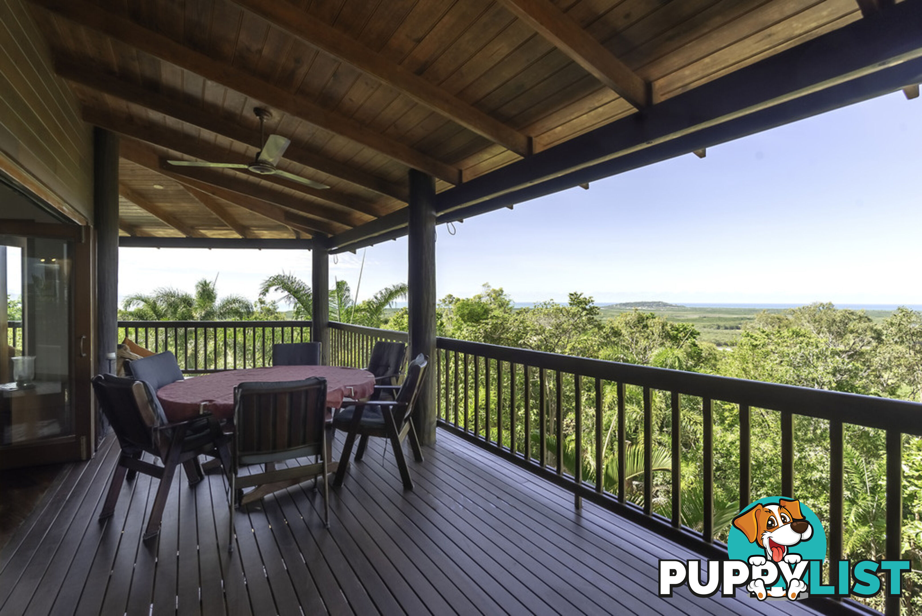 66 Ocean View Road PORT DOUGLAS QLD 4877