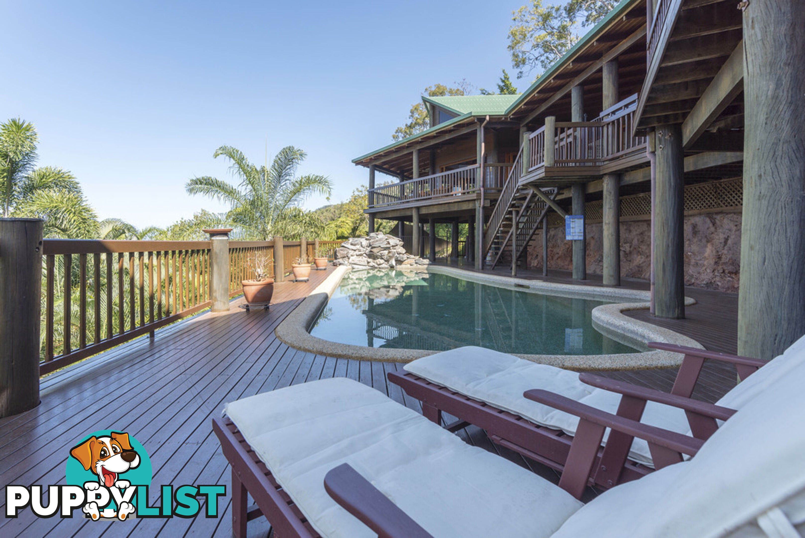 66 Ocean View Road PORT DOUGLAS QLD 4877