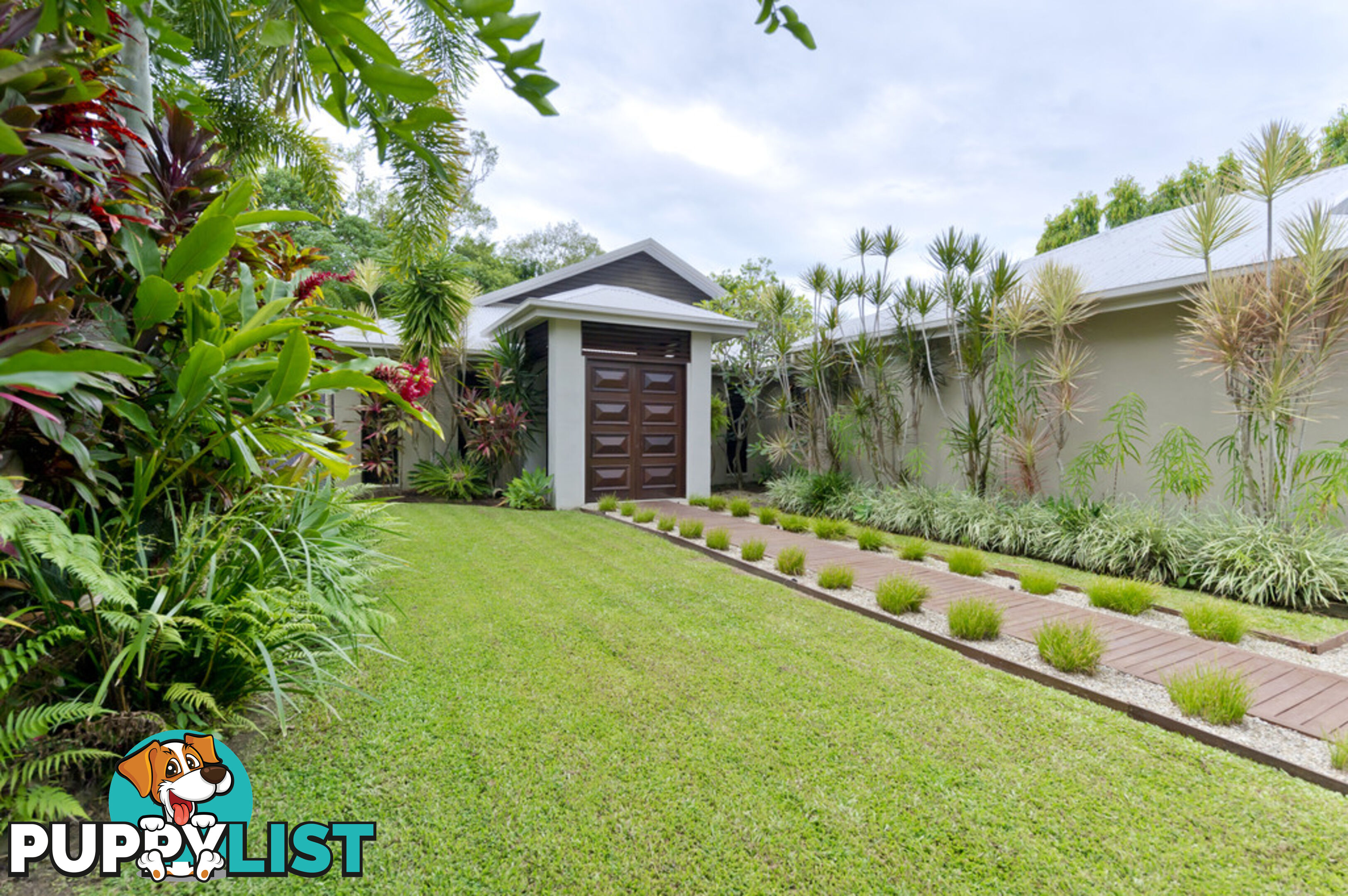 3 Lake Close PORT DOUGLAS QLD 4877