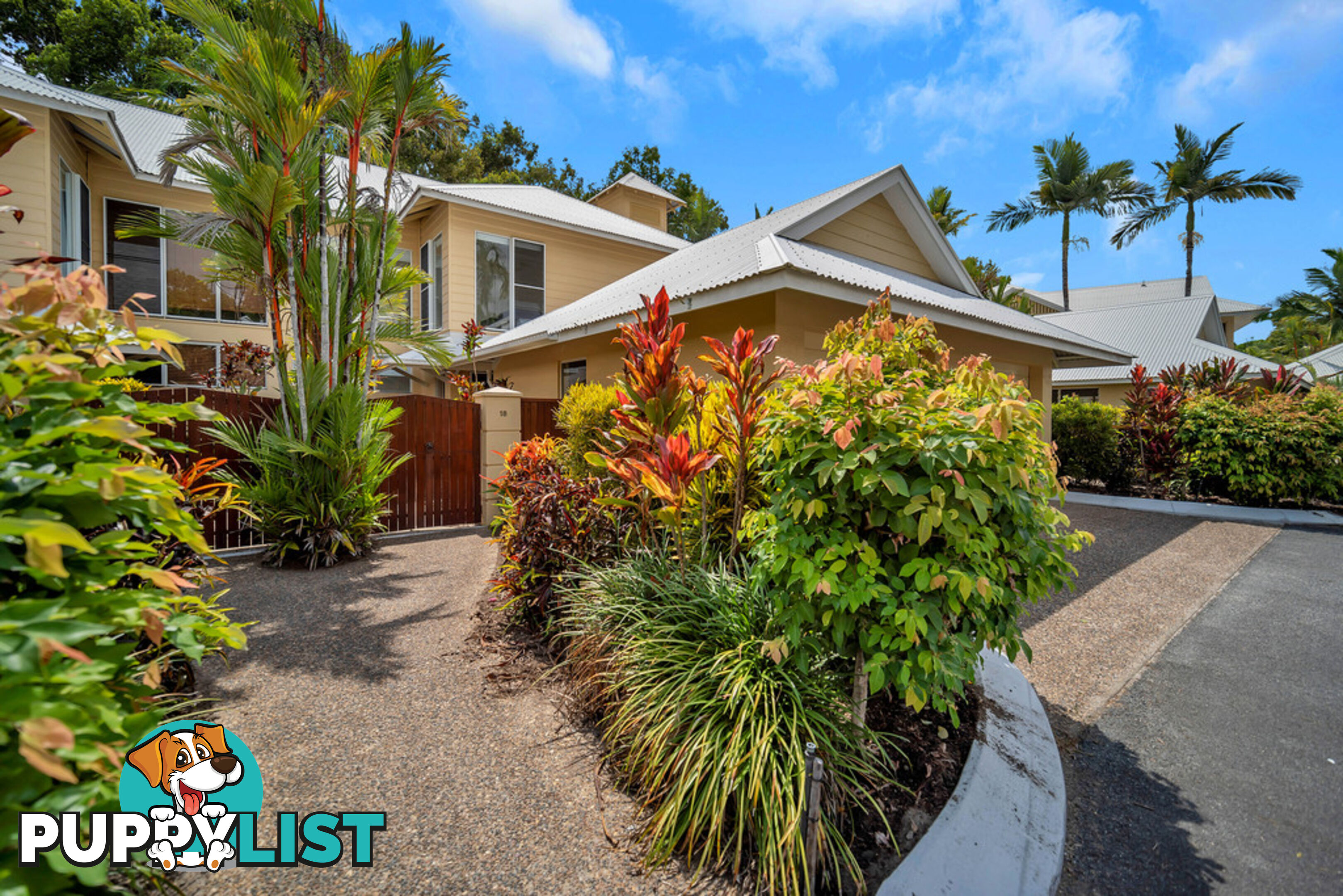 18/24-70 Nautilus Street PORT DOUGLAS QLD 4877