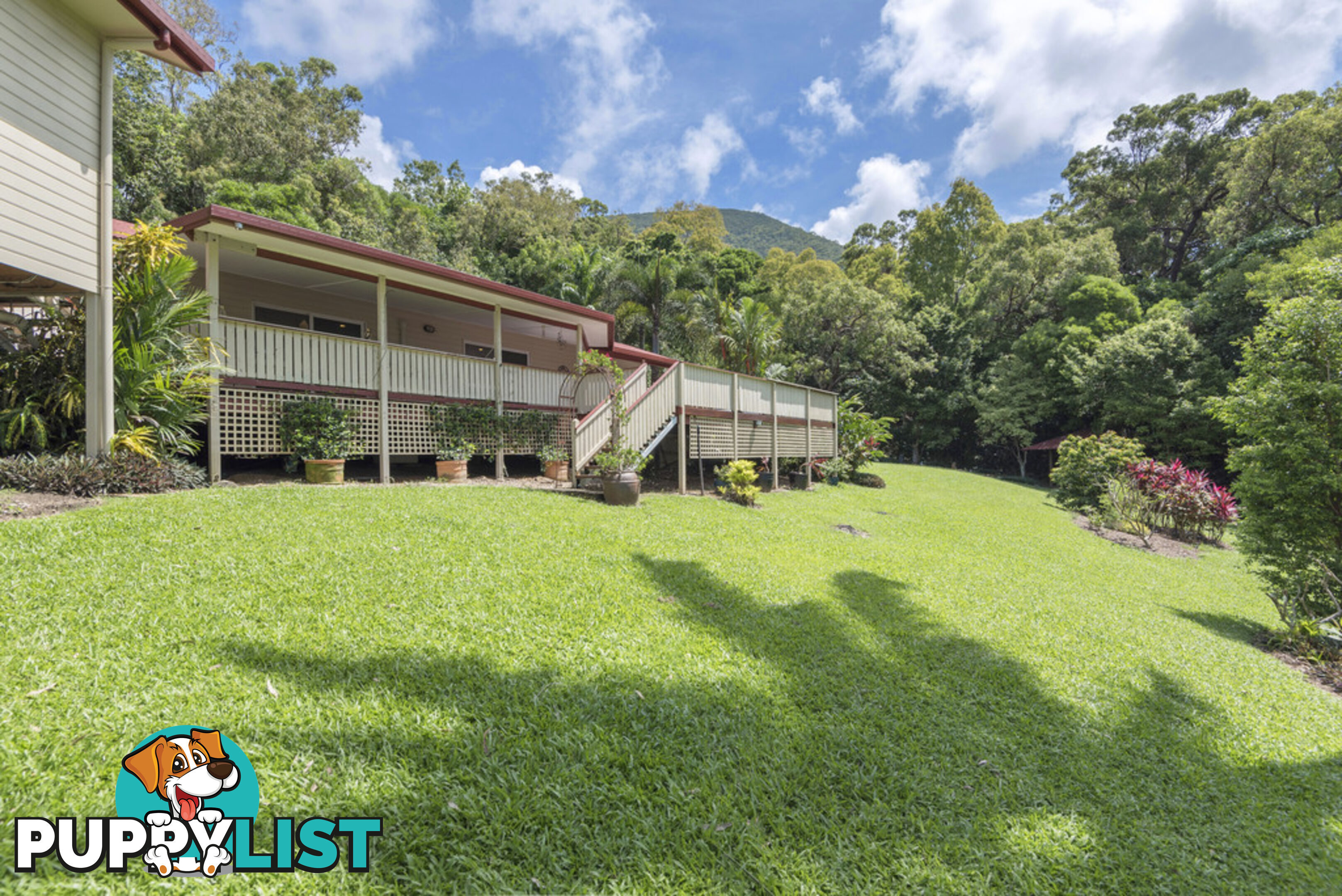 1-5 Bruce Avenue OAK BEACH QLD 4877