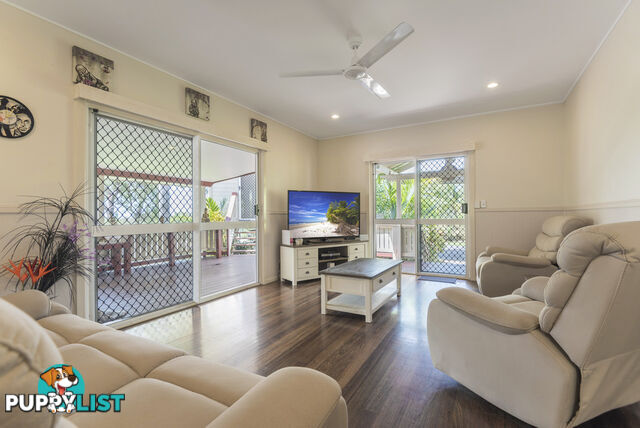 1-5 Bruce Avenue OAK BEACH QLD 4877