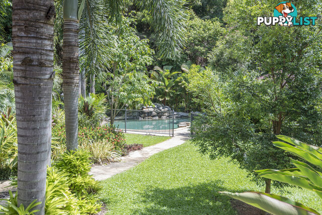 1-5 Bruce Avenue OAK BEACH QLD 4877