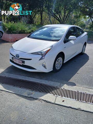 2016 Toyota Prius Vi-tech Hatchback Automatic