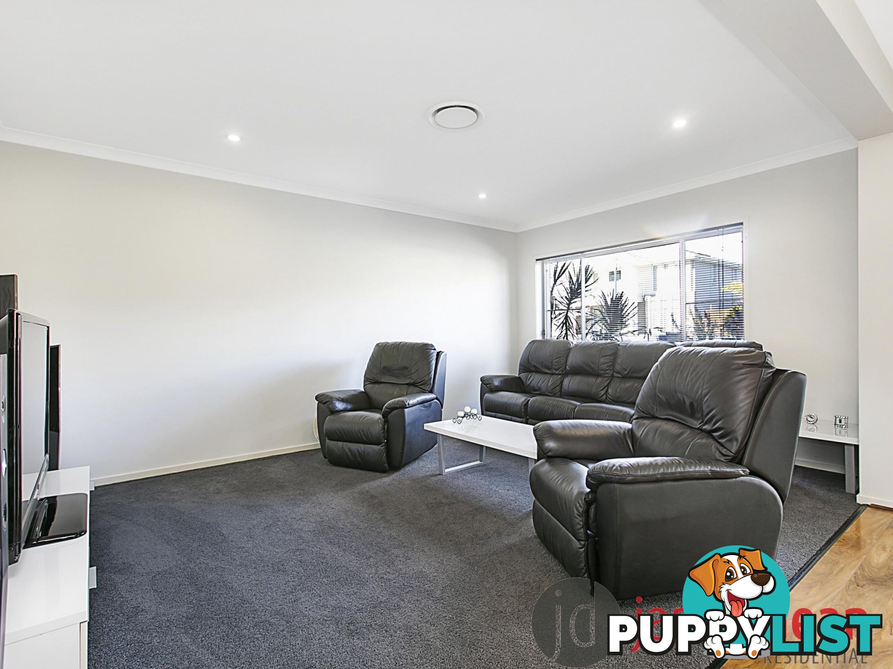 77 Foxwood Circuit Wakerley qld 4154