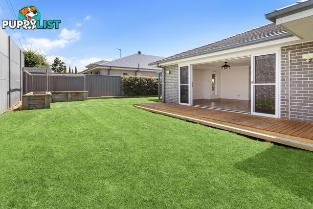 15 Tallawarra Crescent HAYWARDS BAY NSW 2530