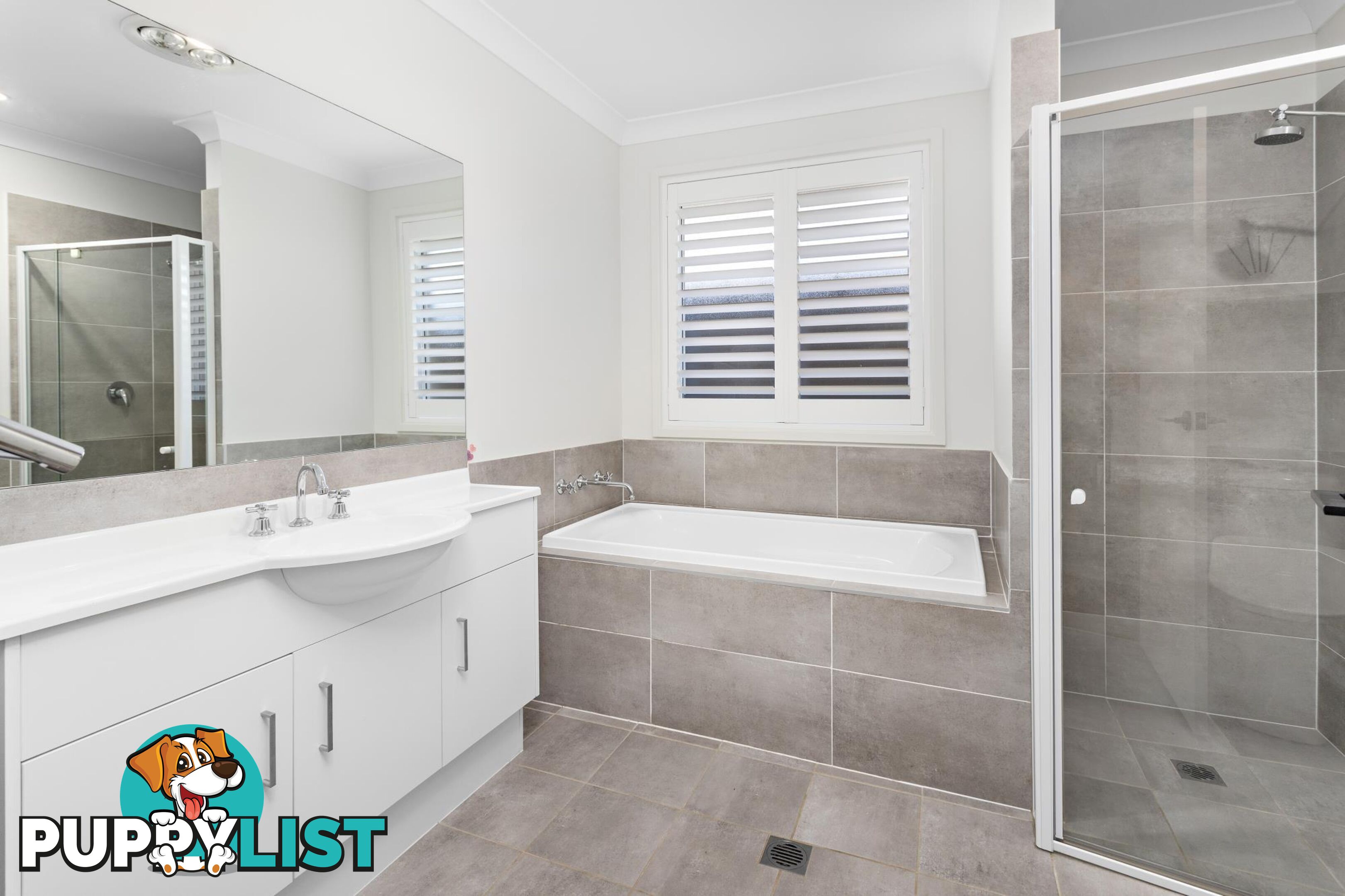 15 Tallawarra Crescent HAYWARDS BAY NSW 2530