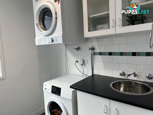 5 Peterborough Ave LAKE ILLAWARRA NSW 2528