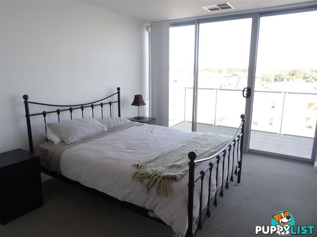 402/1 Euston Walk MAWSON LAKES SA 5095