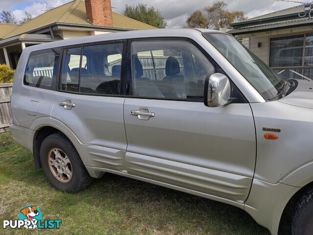 2002 Mitsubishi PAJERO MN EXCEED Wagon Automatic