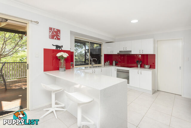 9 Costigan Terrace EDENS LANDING QLD 4207