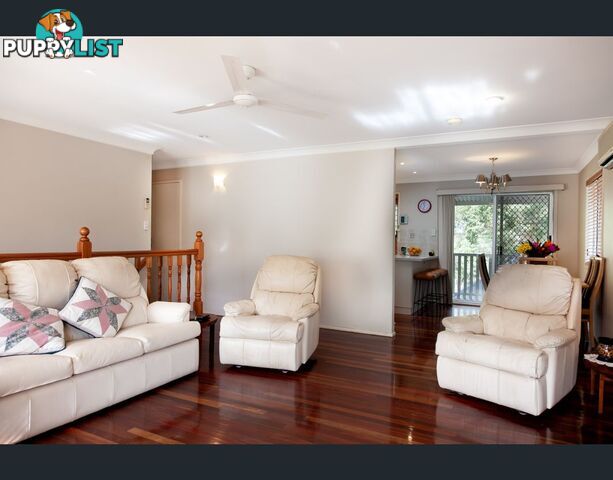 1 Deloraine Drive SPRINGWOOD QLD 4127