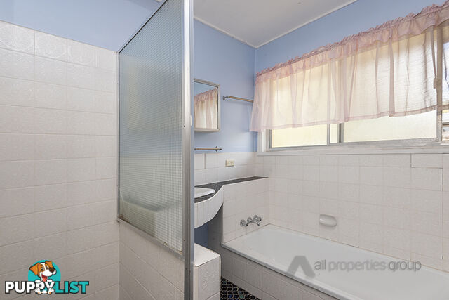 5 Ara Street CAMP HILL QLD 4152