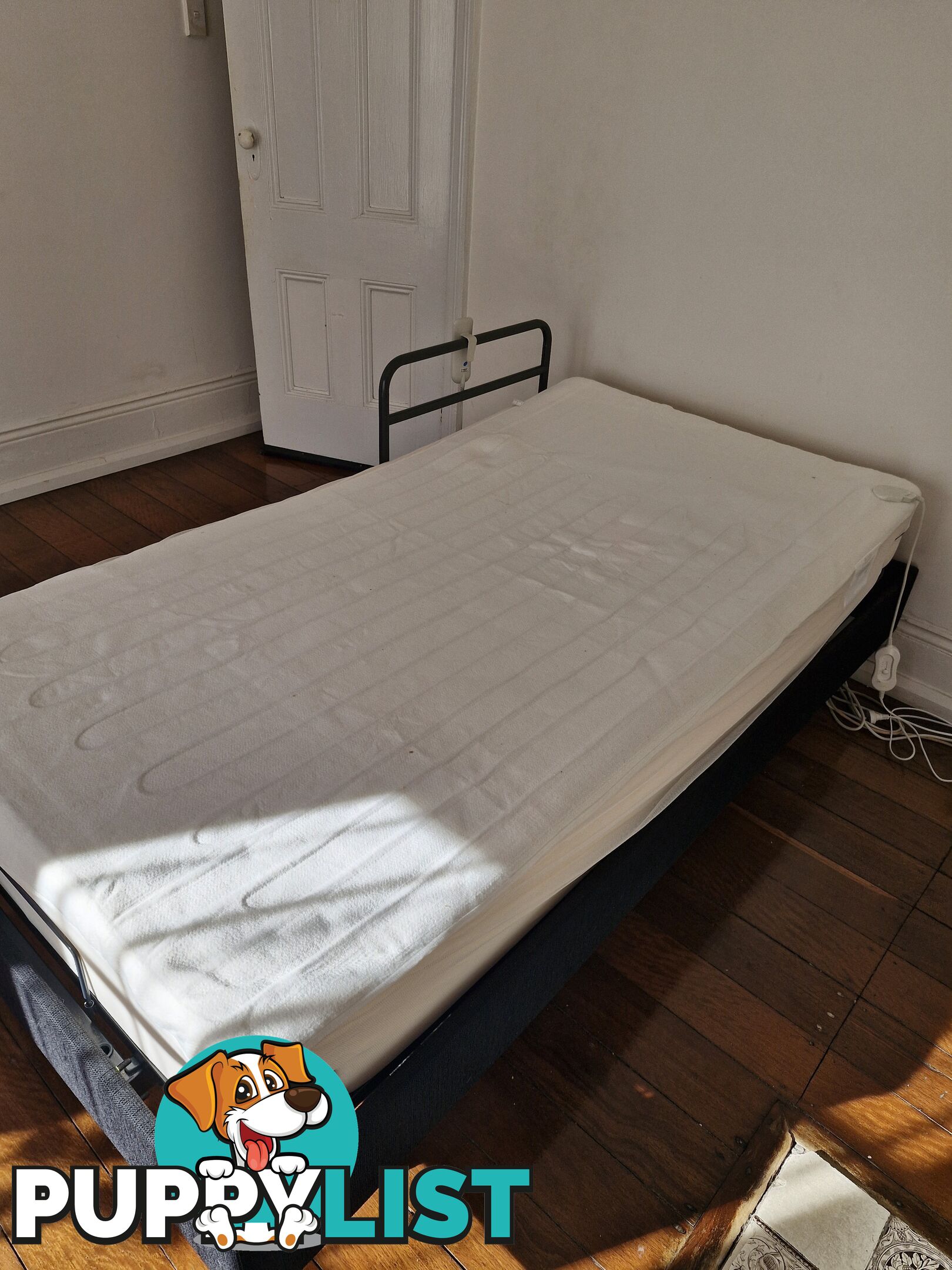 ICare IC333 Electric adjustable king size single bed