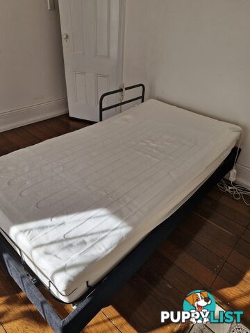 ICare IC333 Electric adjustable king size single bed