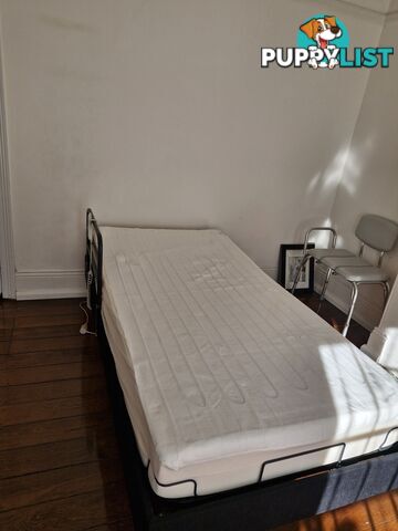 ICare IC333 Electric adjustable king size single bed