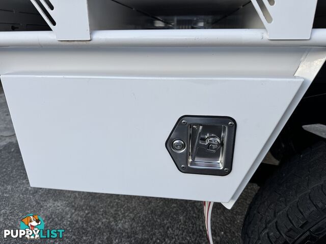 2011 TOYOTA HILUX SR KUN26R CAB CHASSIS