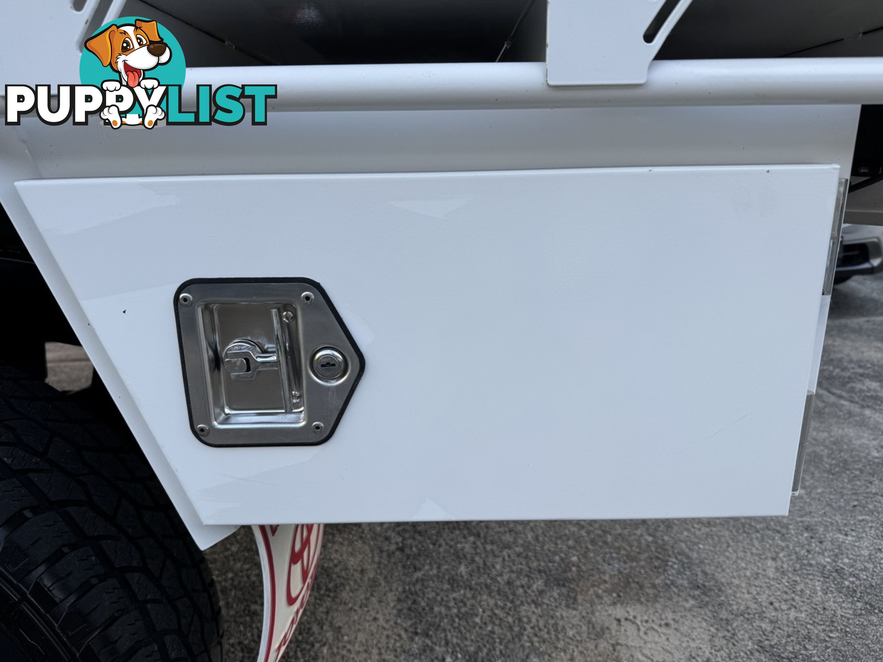 2011 TOYOTA HILUX SR KUN26R CAB CHASSIS