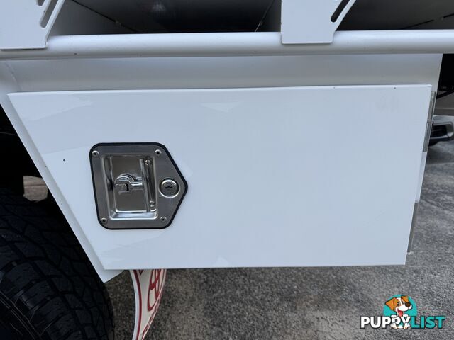 2011 TOYOTA HILUX SR KUN26R CAB CHASSIS