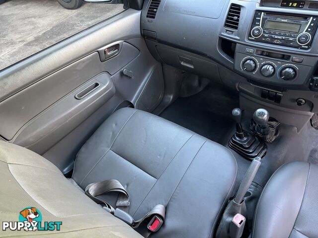 2011 TOYOTA HILUX SR KUN26R CAB CHASSIS